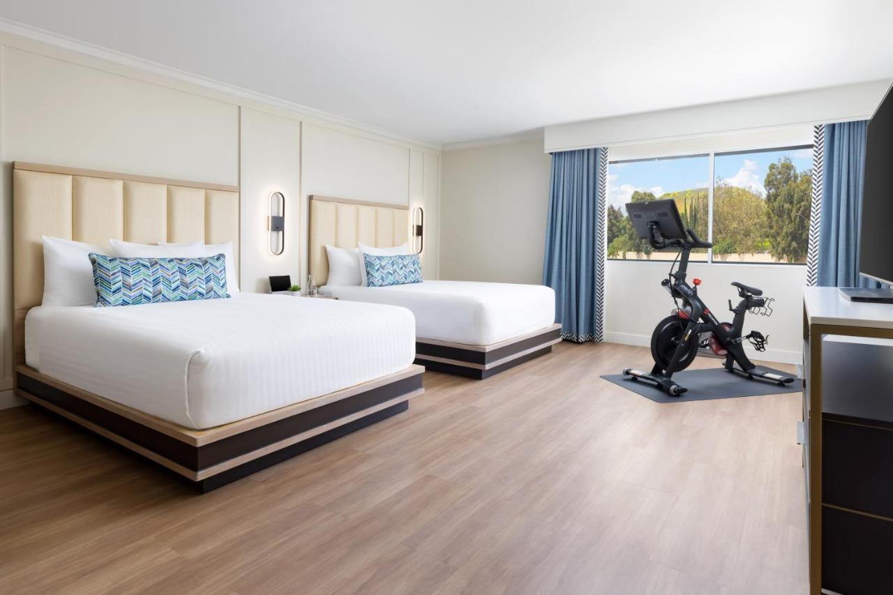 The Anza-A Calabasas Hotel Екстериор снимка