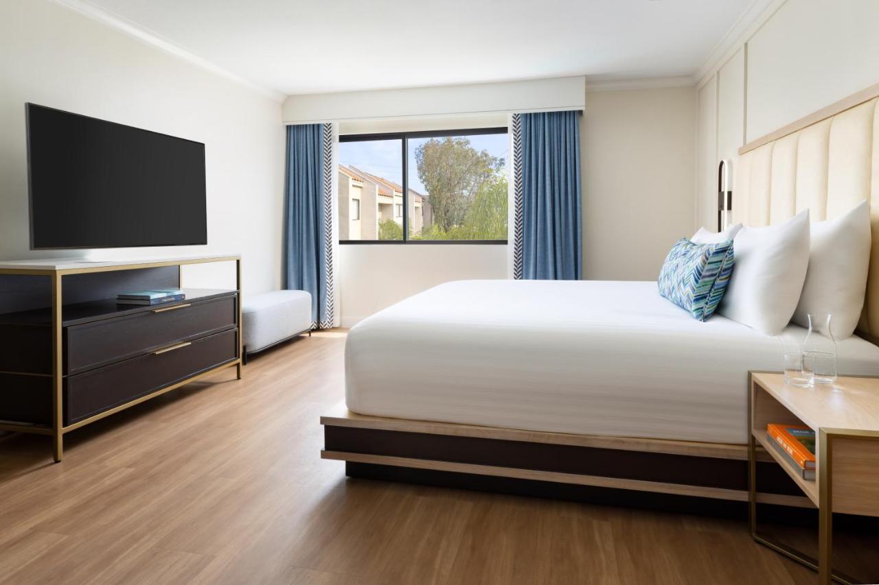 The Anza-A Calabasas Hotel Екстериор снимка