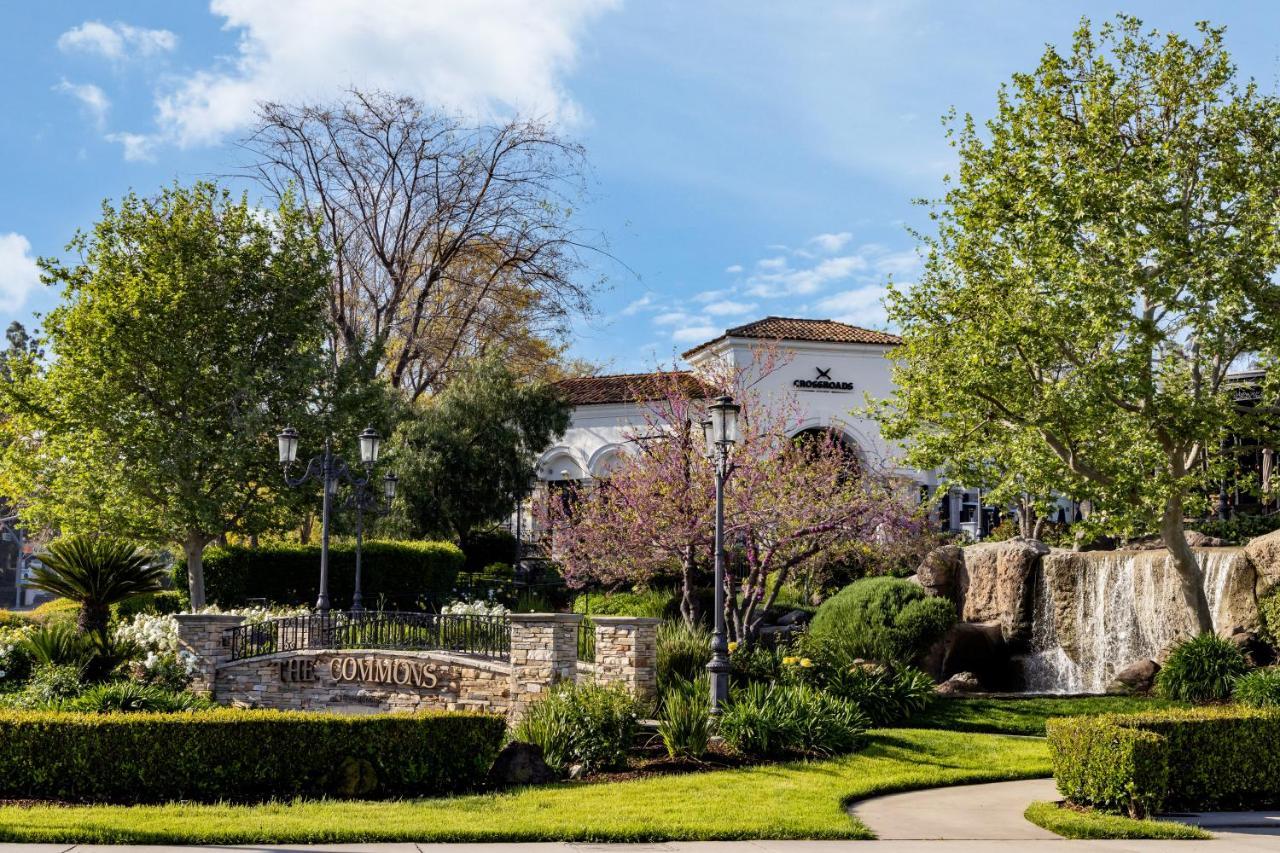 The Anza-A Calabasas Hotel Екстериор снимка
