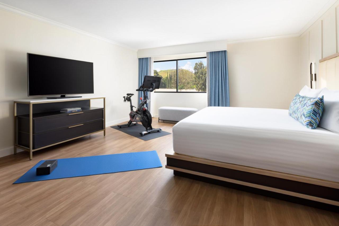The Anza-A Calabasas Hotel Екстериор снимка